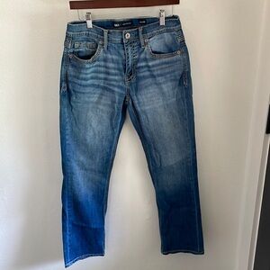 Buckle BKE Jake Straight jeans. 31x30 light wash